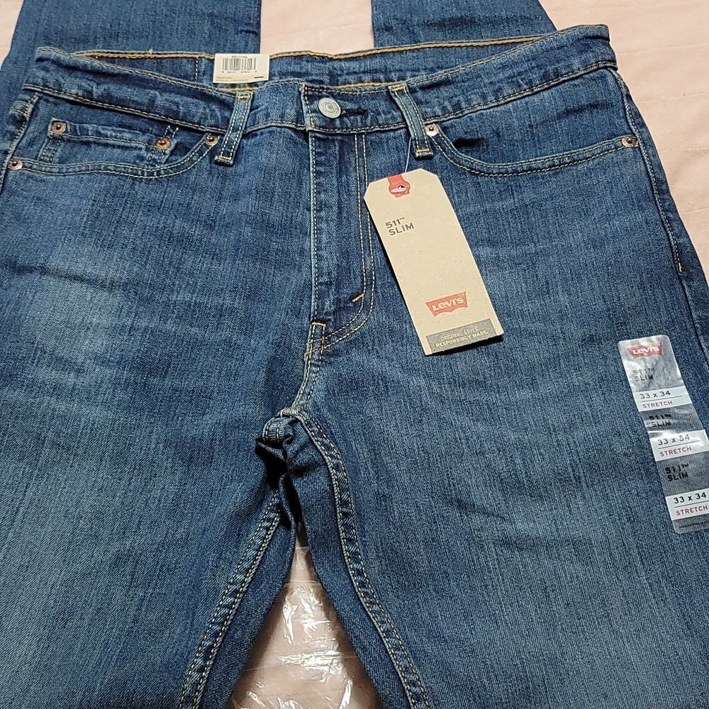 🎉Host Pick🎊 Levi Strauss Jeans - Picture 7 of 10